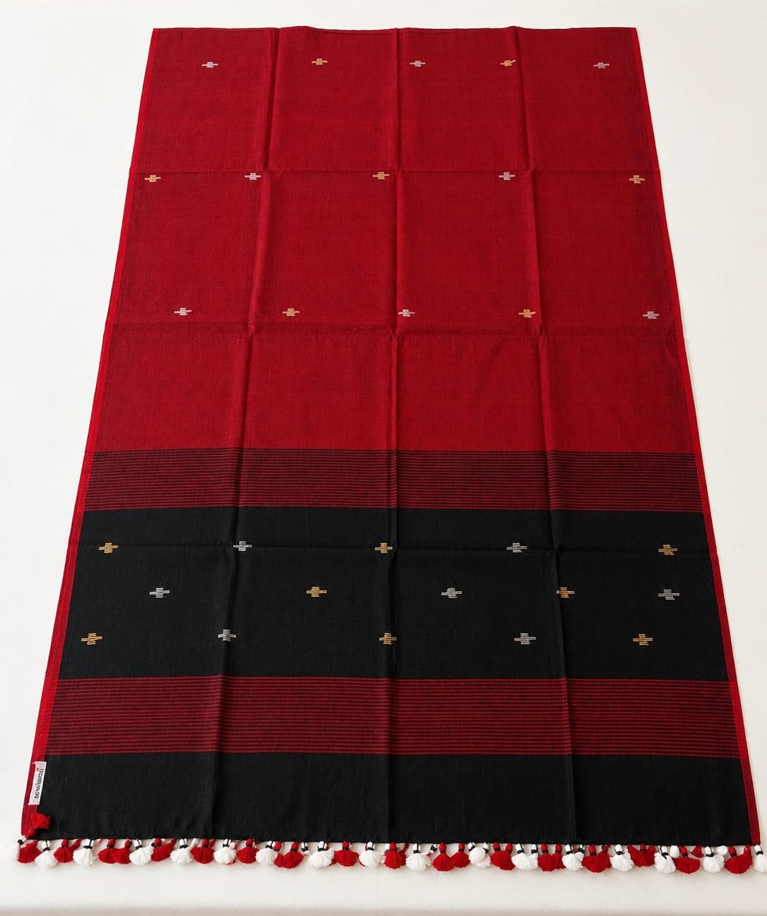 Red Black Handloom Jamdani Cotton Dupatta - view 3
