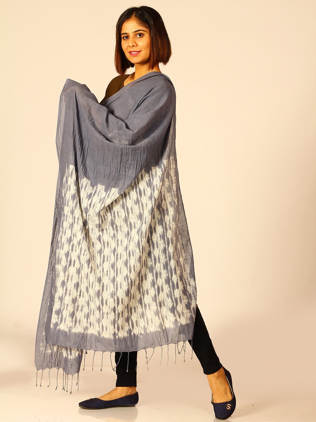 Handloom Grey Woven Shibori Cotton Dupatta - Arteastri