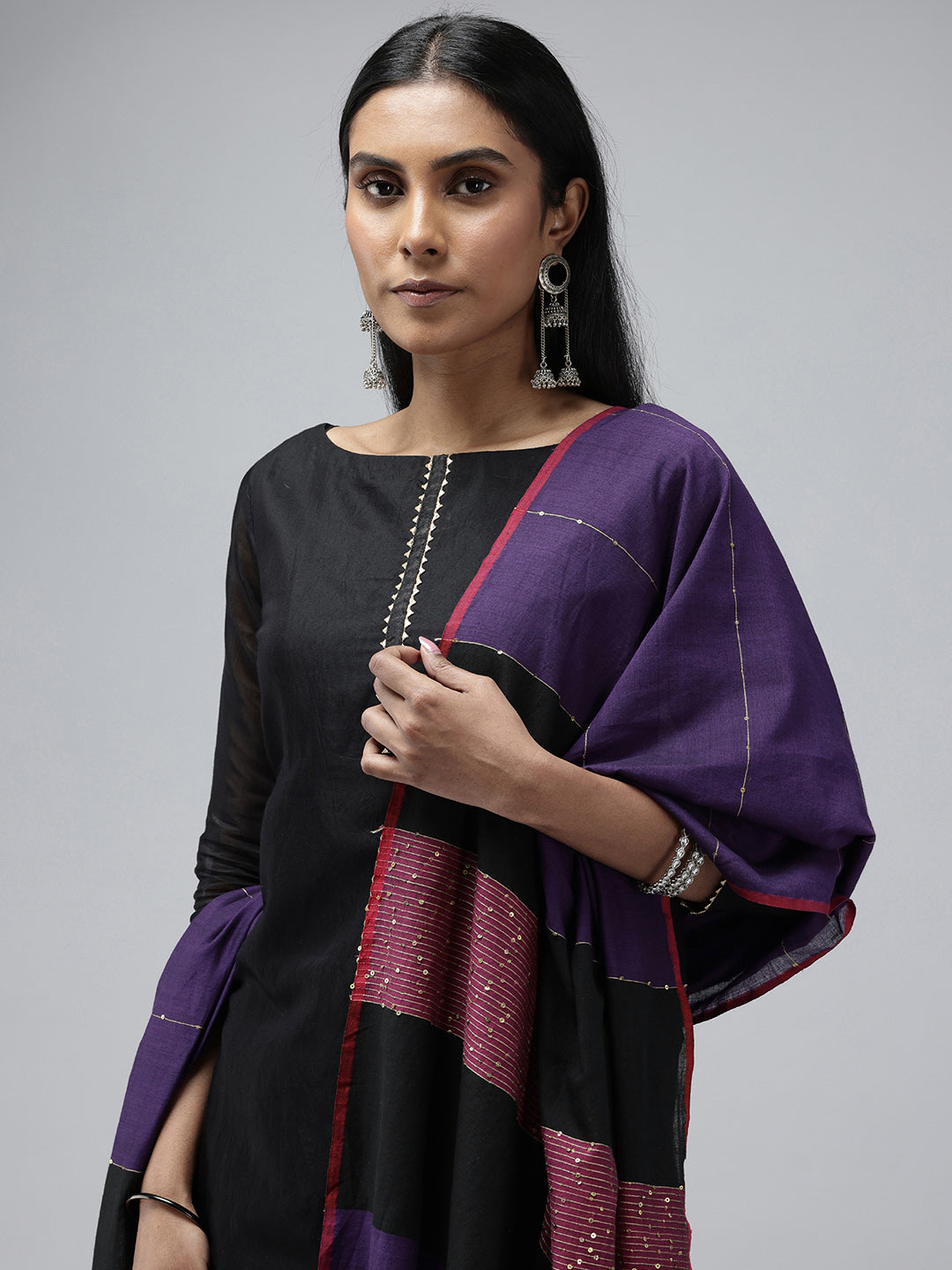 Purple & Magenta Cotton Handloom Sequins Dupatta