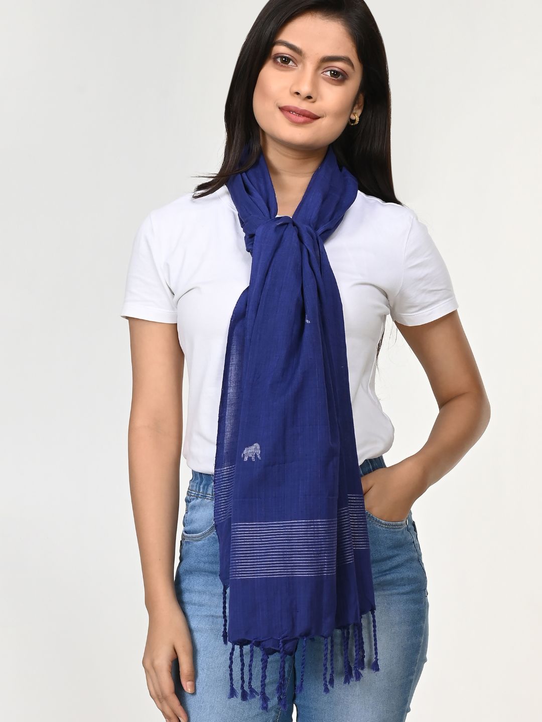 Handcrafted Blue Cotton Bengal Jamdani Stole for women