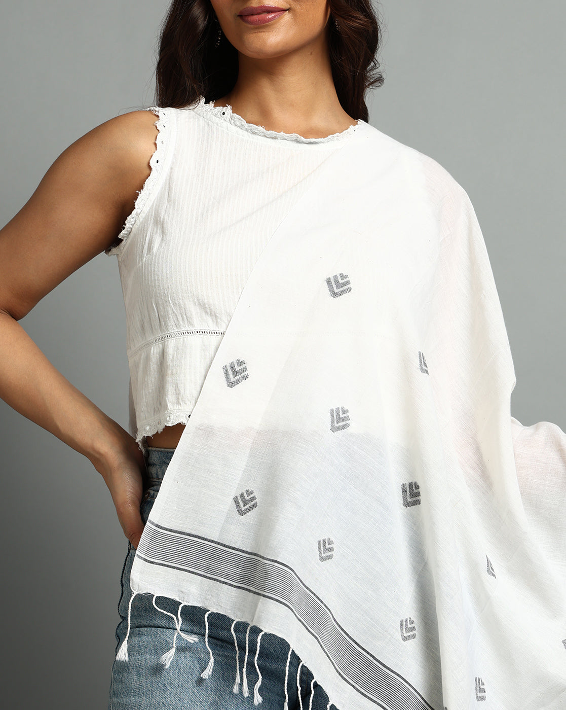 Handloom Jamdani Cotton Stole