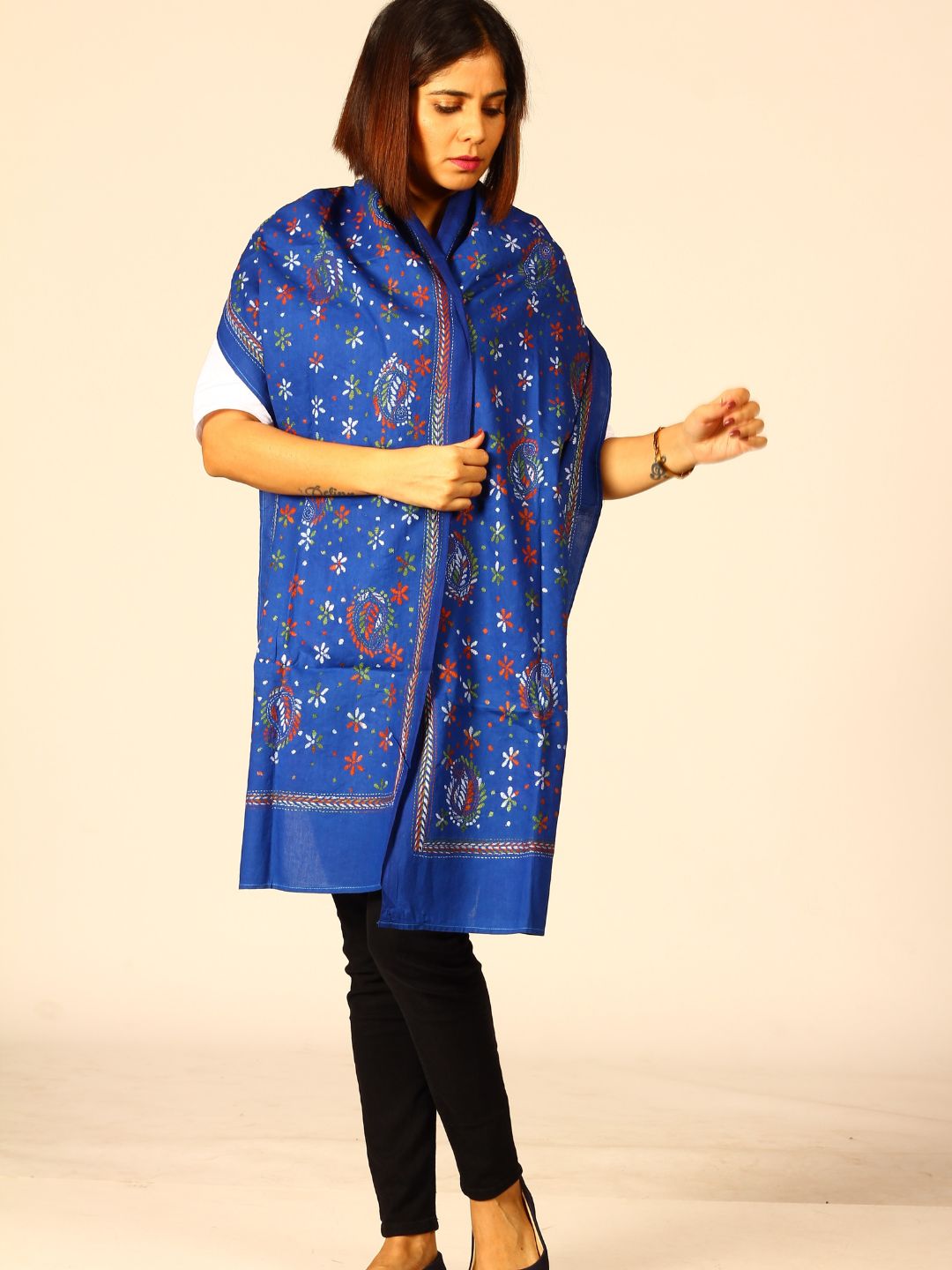Blue Paisely Handcrafted  Kantha Work Cotton Stole for women