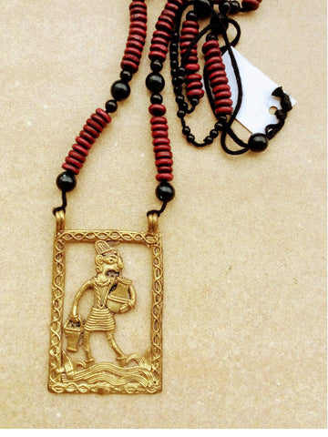 Maroon Handmade Large Dokra Pitcher Man Pendant Jewellery
