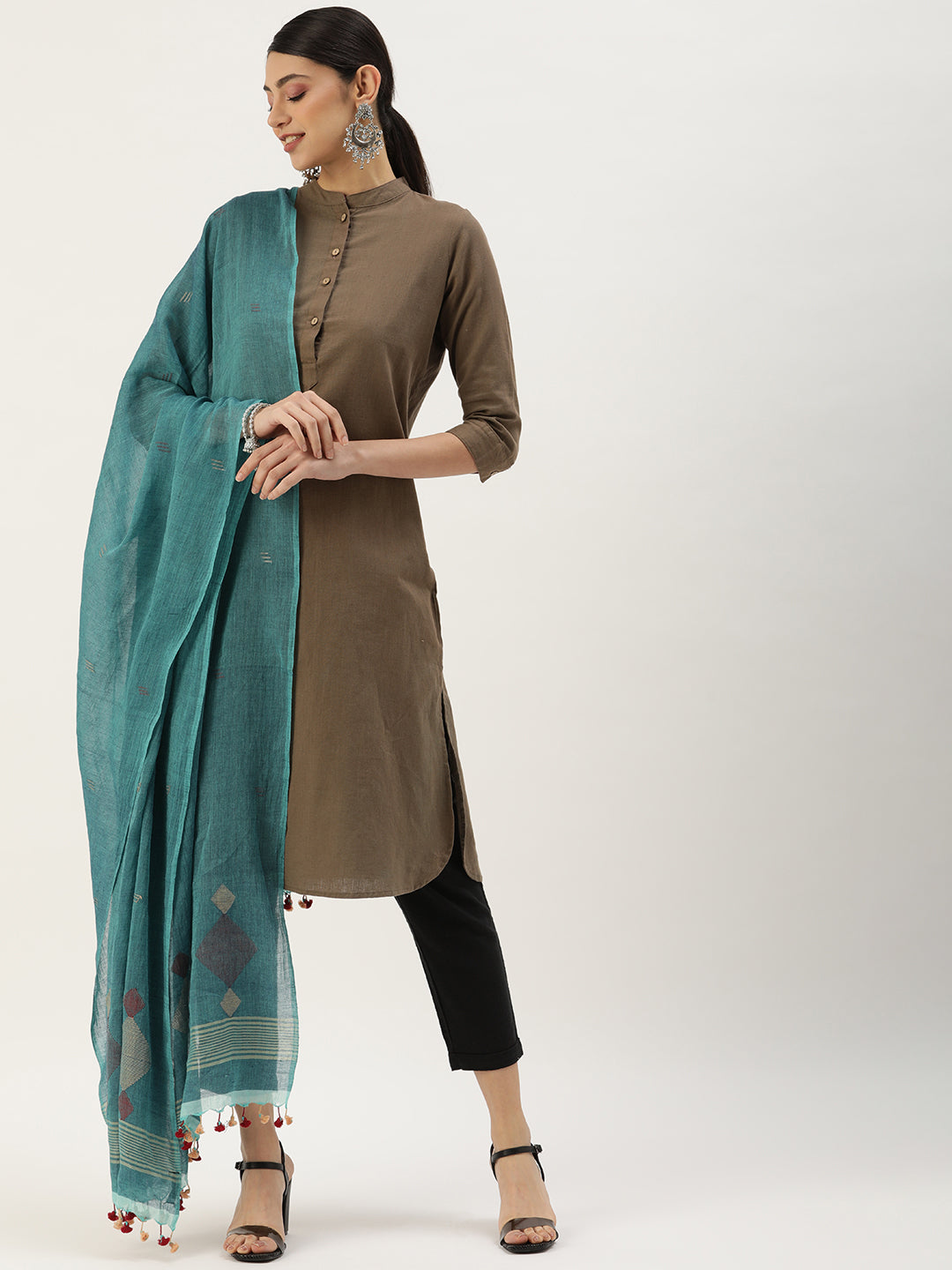 Handcrafted Jamdani Mul Cotton  Dupatta