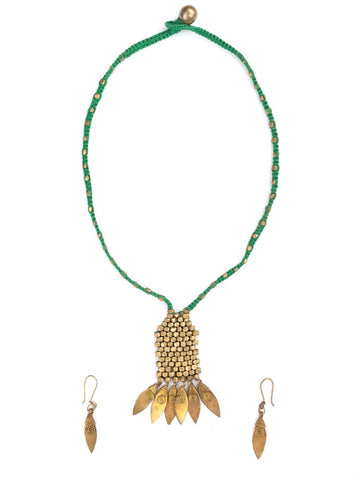 Green Thread Pentagonal Tribal Pendant Set Jewellery