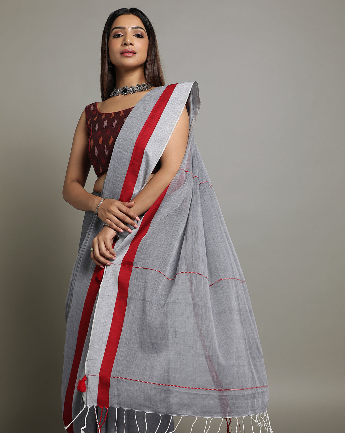 Handloom Solid Cotton Saree with Blouse Piece