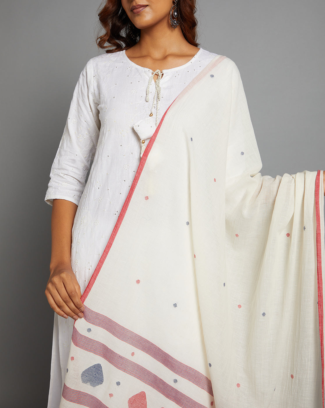 Cream  Handloom Jamdani Cotton Dupatta with Pompoms