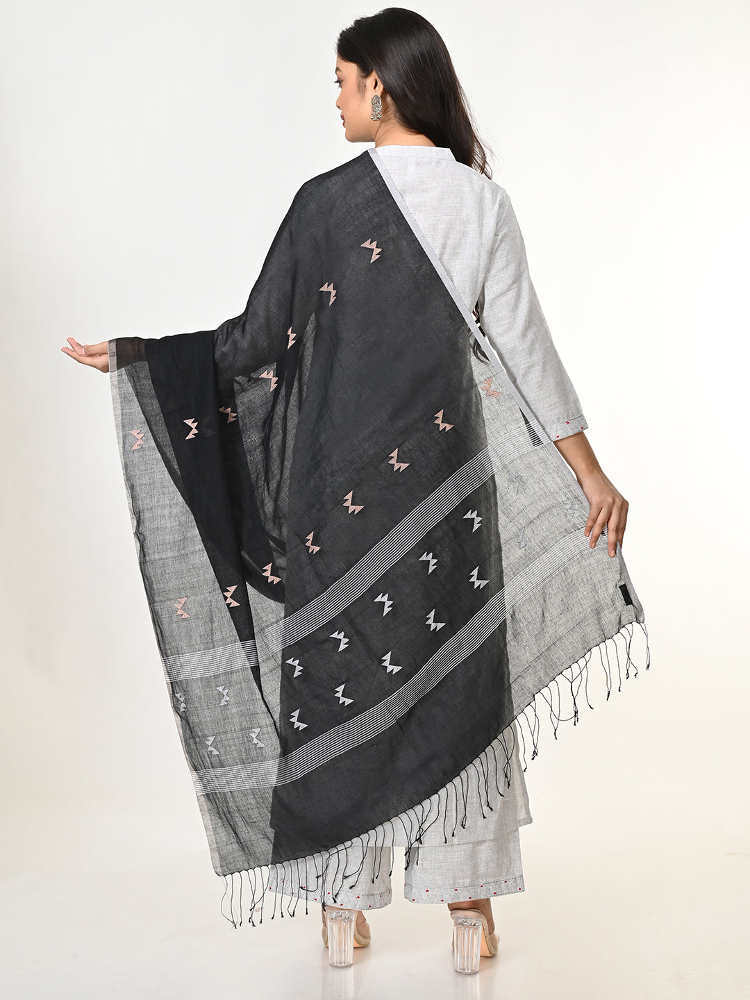 Black & White Handloom Jamdani Cotton Dupatta