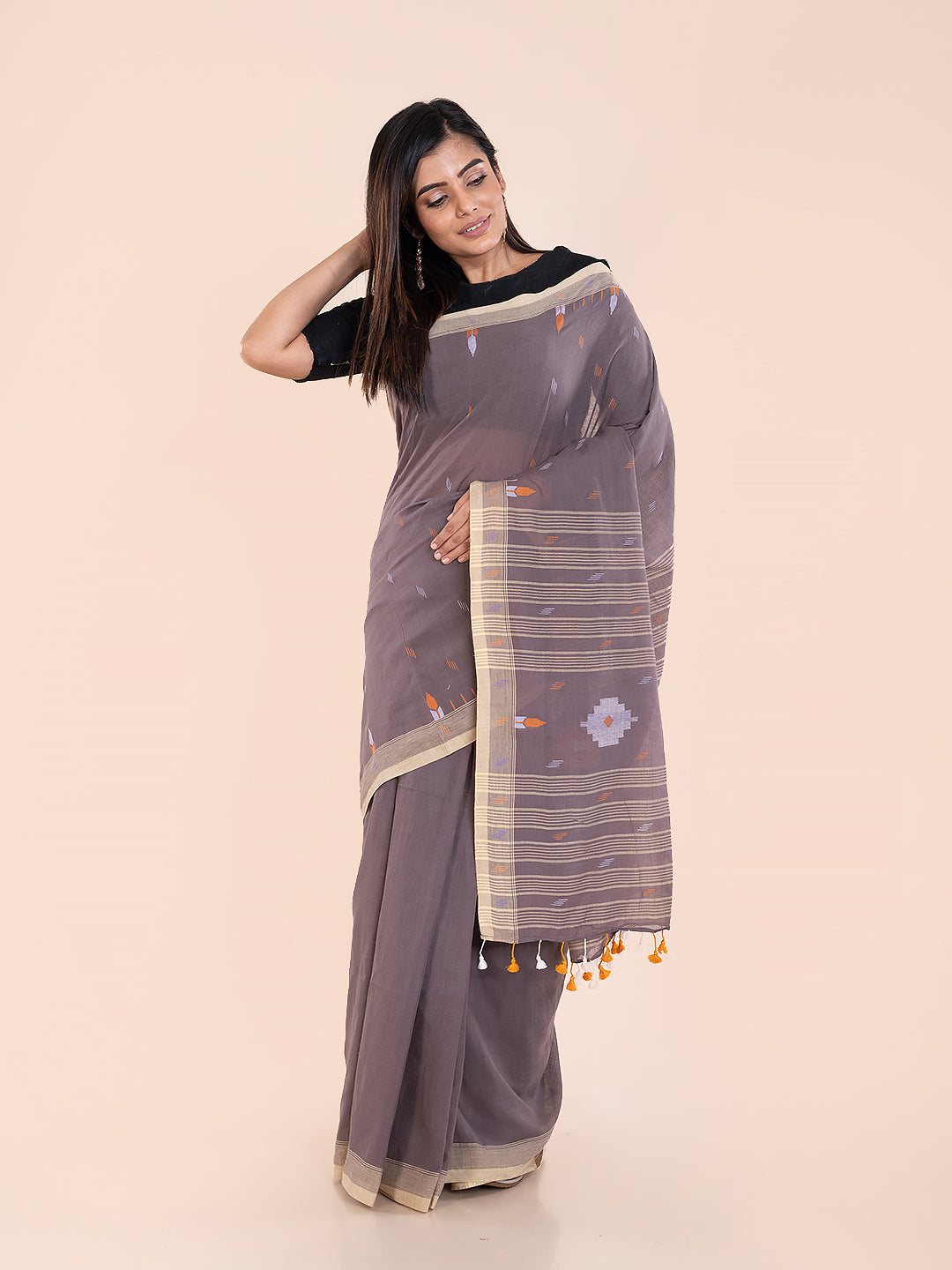 Handloom Jamdani Cotton Saree Without Blouse Piece